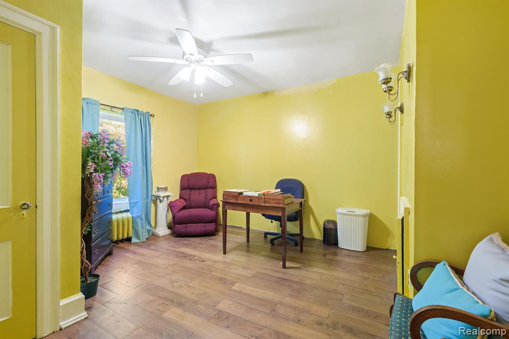 1135 Chicago Boulevard, Detroit, MI 48202 — Photo 32