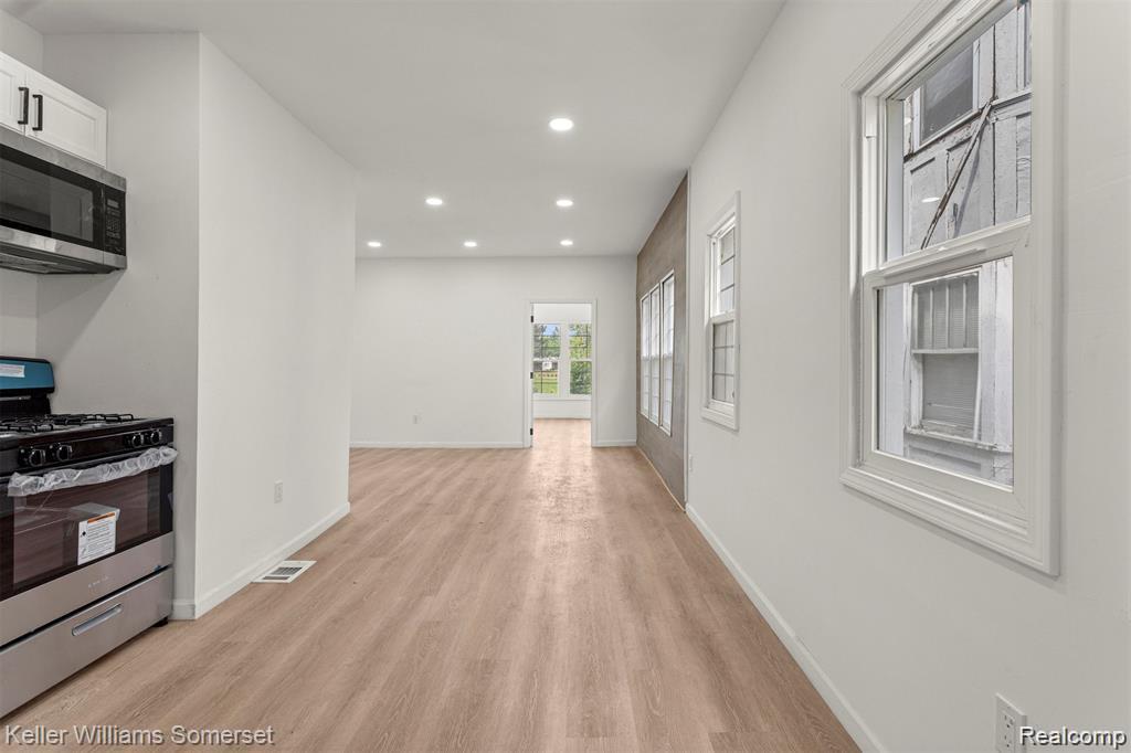 7432 Churchill Street, Detroit, MI 48206 — Photo 11