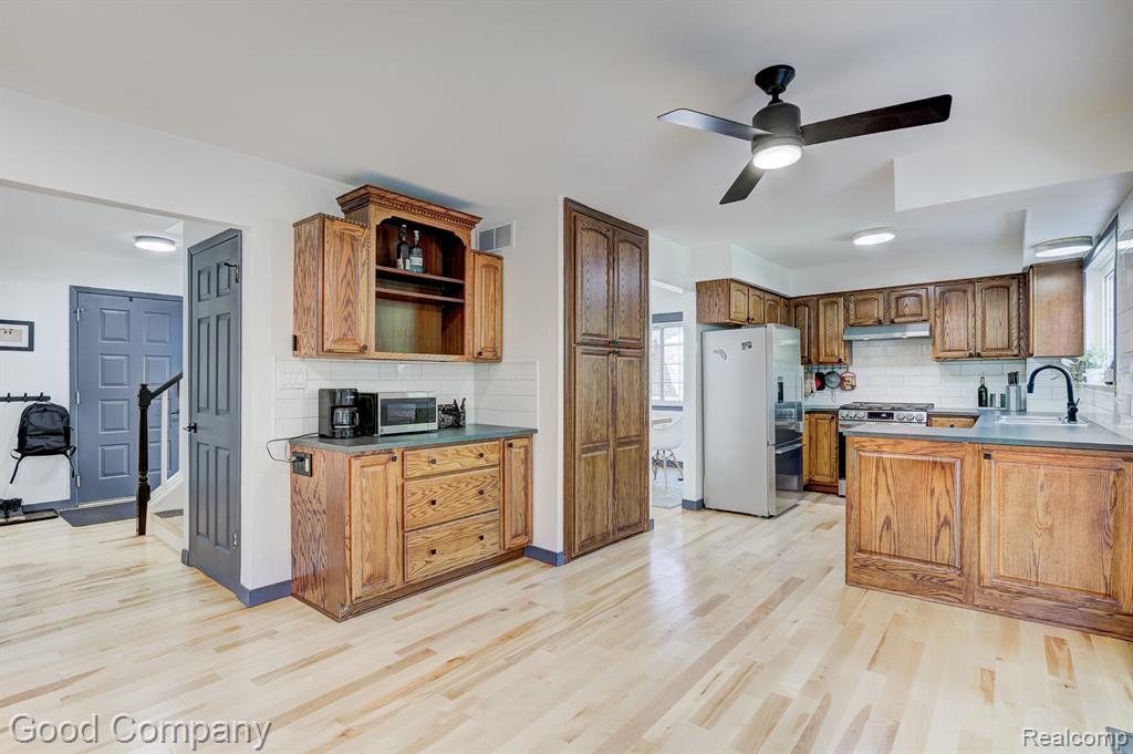 41490 Hanford Road, Canton, MI 48187 — Photo 20