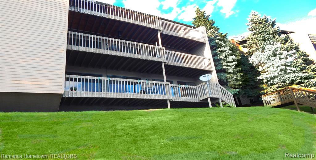 812 cliffs Drive, Ypsilanti, MI 48198 — Photo 18