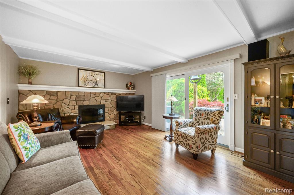 41988 BAINTREE Circle, Northville, MI 48168 — Photo 19