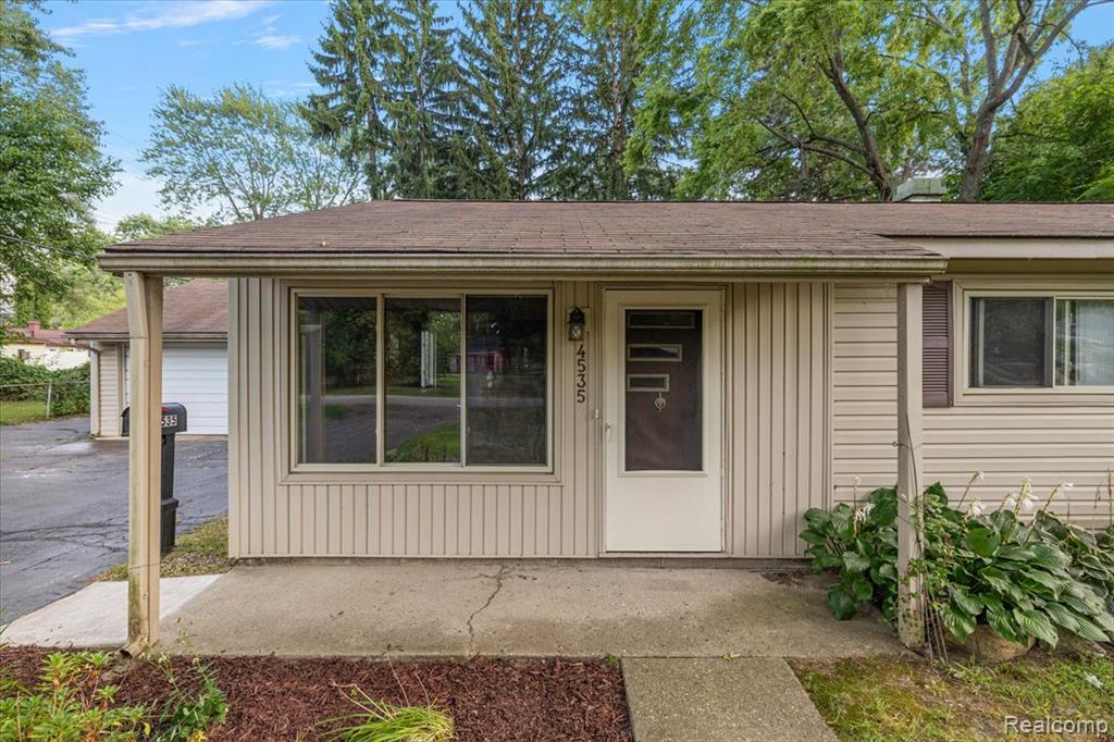 4535 Pinedale Avenue, Clarkston, MI — Photo 3