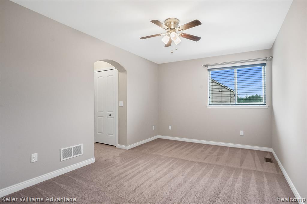 54933 BRENTWOOD Drive, South Lyon, MI 48178 — Photo 24
