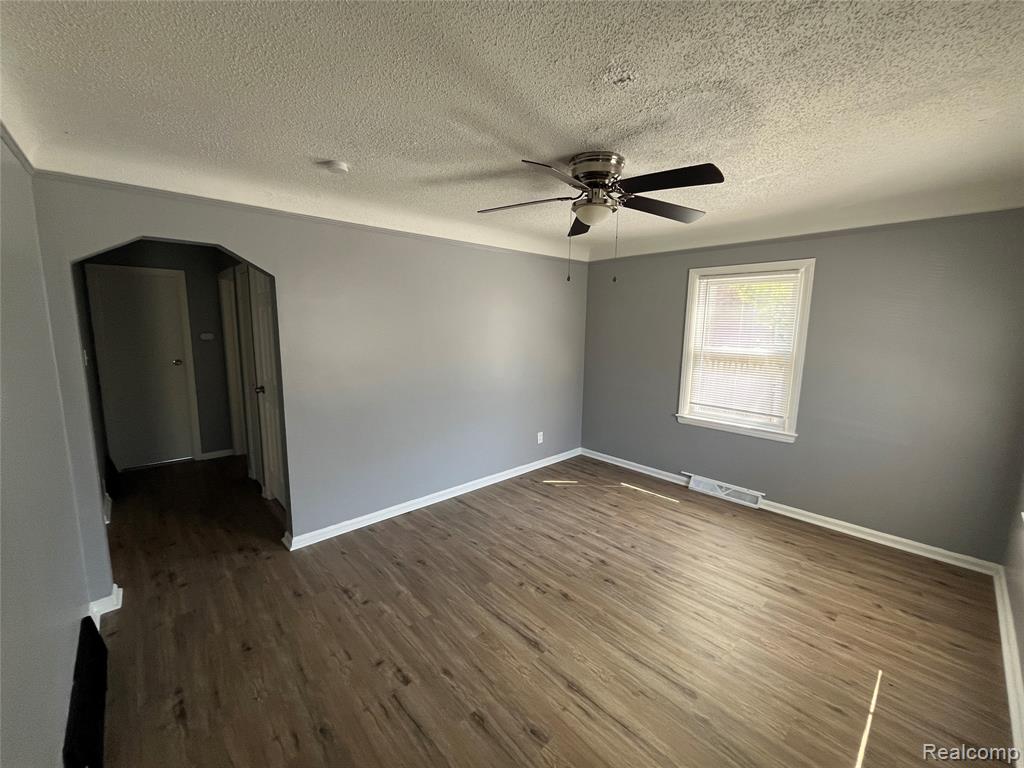 15645 Liberal Street, Detroit, MI 48205 — Photo 12