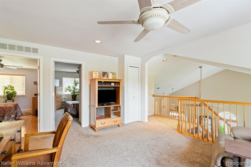 8079 THORNHILL Drive, Ypsilanti, MI 48197 — Photo 35