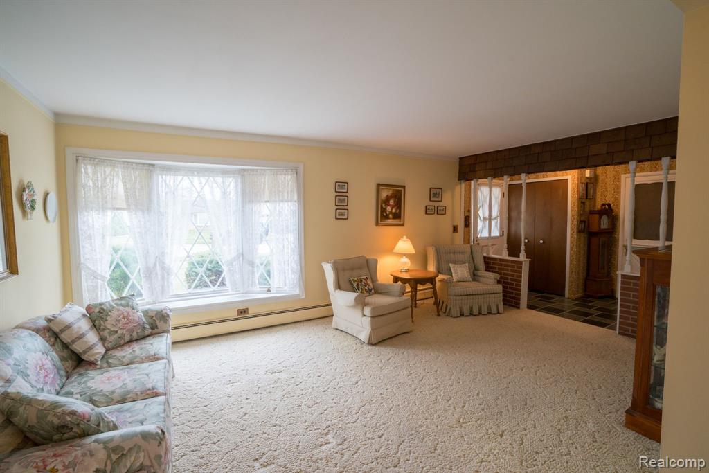 4180 DEVONSHIRE Street, Trenton, MI 48183 — Photo 16
