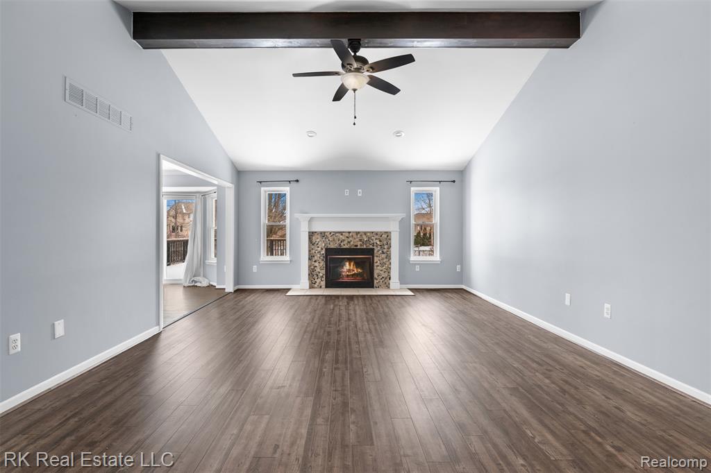 53114 Ridgewood Drive, Chesterfield, MI — Photo 9