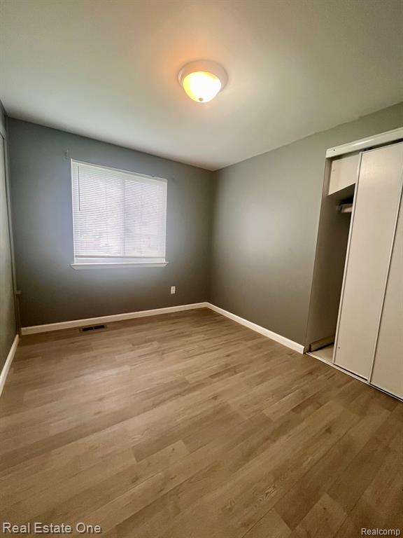 8650 Cedar Court, Ypsilanti, MI 48198 — Photo 12