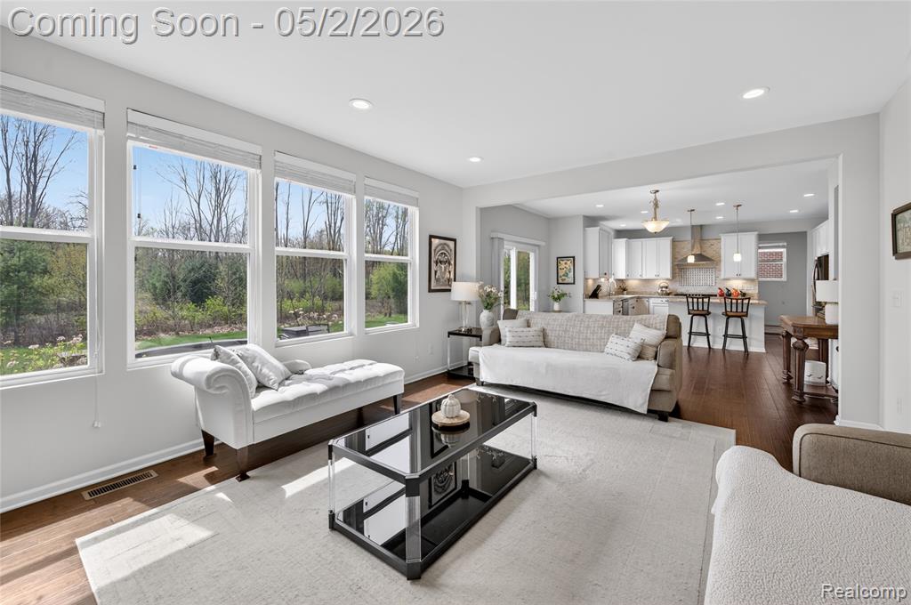 48207 Isabella Way, Novi, MI — Photo 9