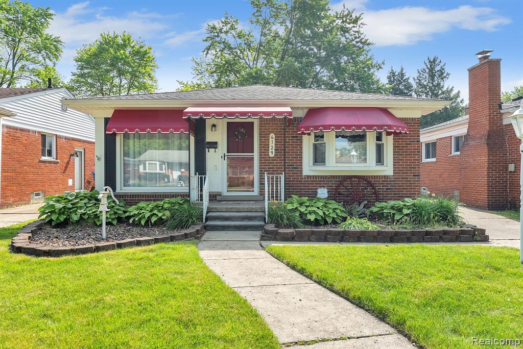 4129 VASSAR Street, Dearborn Heights, MI 48125 — Photo 2