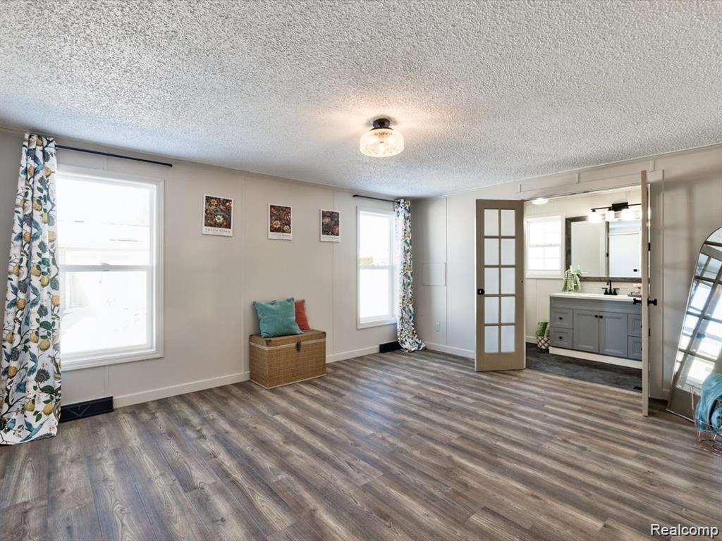 4333 24th #187 Avenue, Fort Gratiot, MI 48059 — Photo 15
