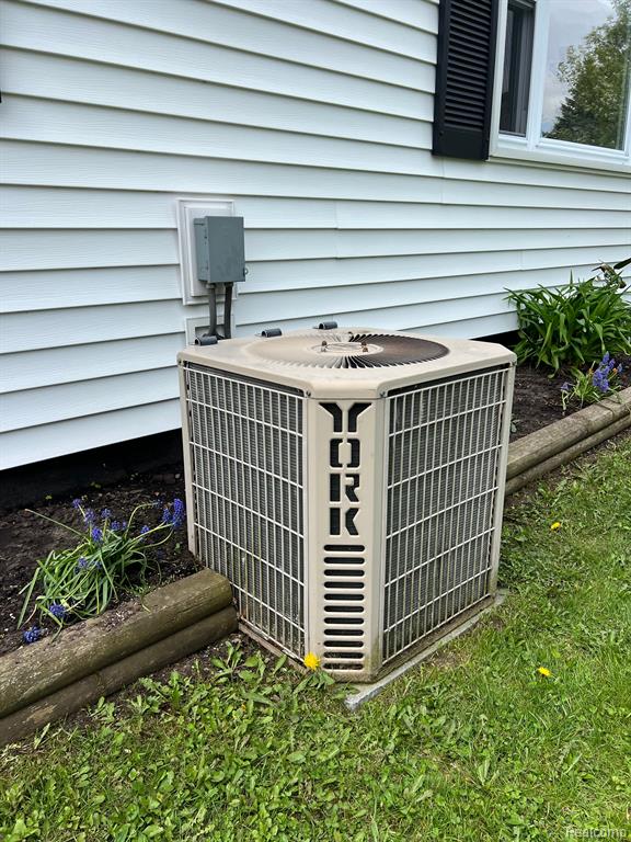 5561 UNION Street, Lexington, MI 48450 — Photo 12