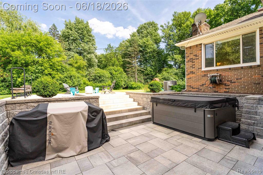 30130 Marimoor Street, Beverly Hills, MI 48025 — Photo 40