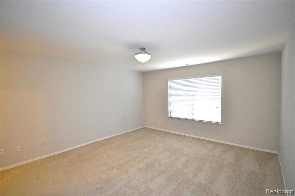 6620 Ridgefield Circle, West Bloomfield, MI — Photo 10