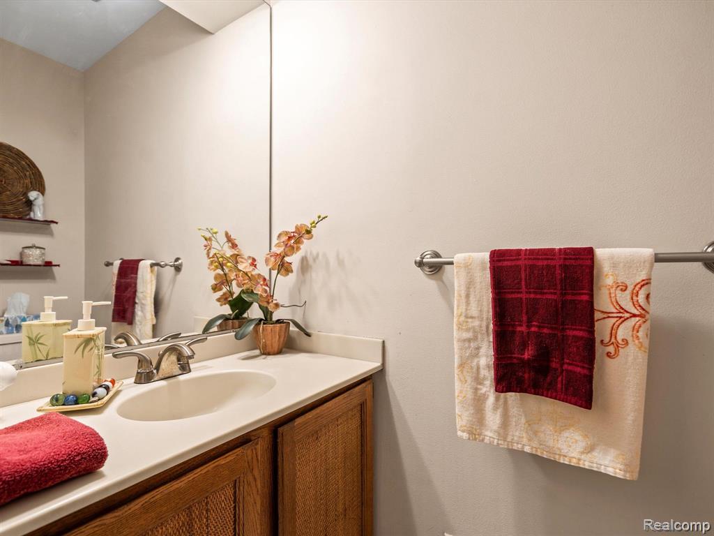 759 KIRTS Boulevard, Troy, MI 48084 — Photo 13