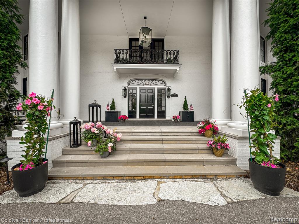 477 Dunston Road, Bloomfield Hills, MI 48304 — Photo 3