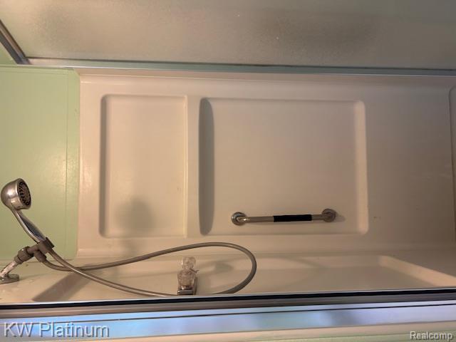48606 Lakeview Circle, Shelby Twp, MI 48317 — Photo 31