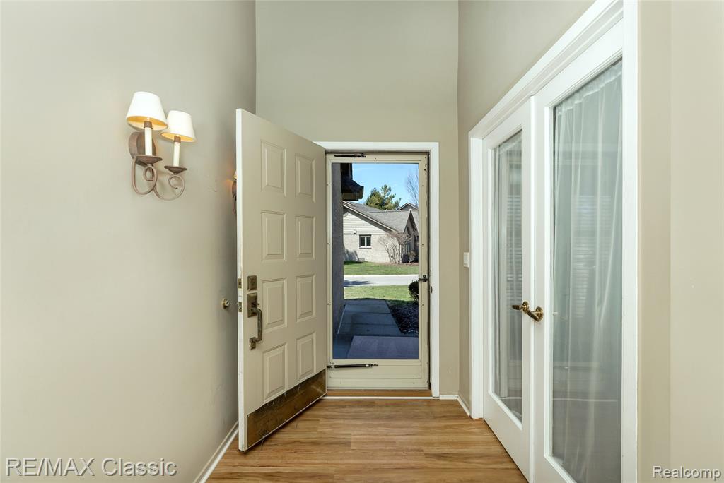 4860 Pelican Way, West Bloomfield, MI 48323 — Photo 3