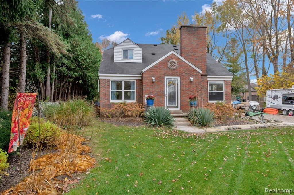 49409 SCHOENHERR Road, Shelby Twp, MI 48315 — front exterior