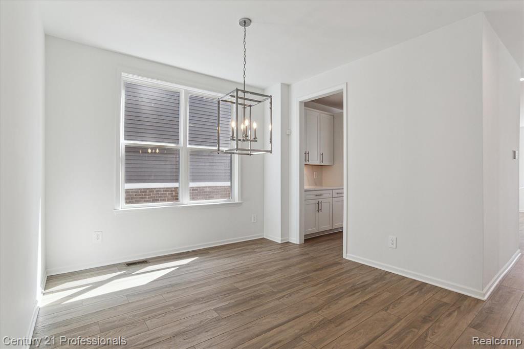 2843 DILLON Drive, Ann Arbor, MI 48105 — Photo 12