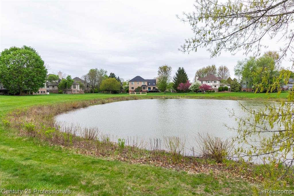 685 Dornoch Drive, Ann Arbor, MI 48103 — Photo 54