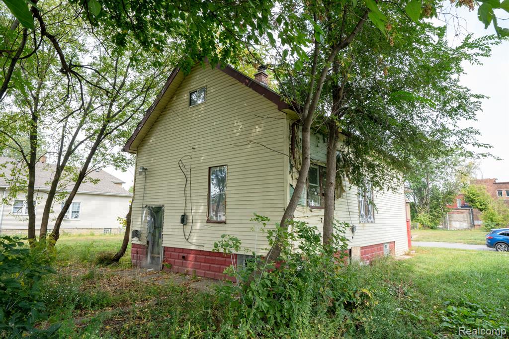 7169 Holmes Street, Detroit, MI 48210 — Photo 22