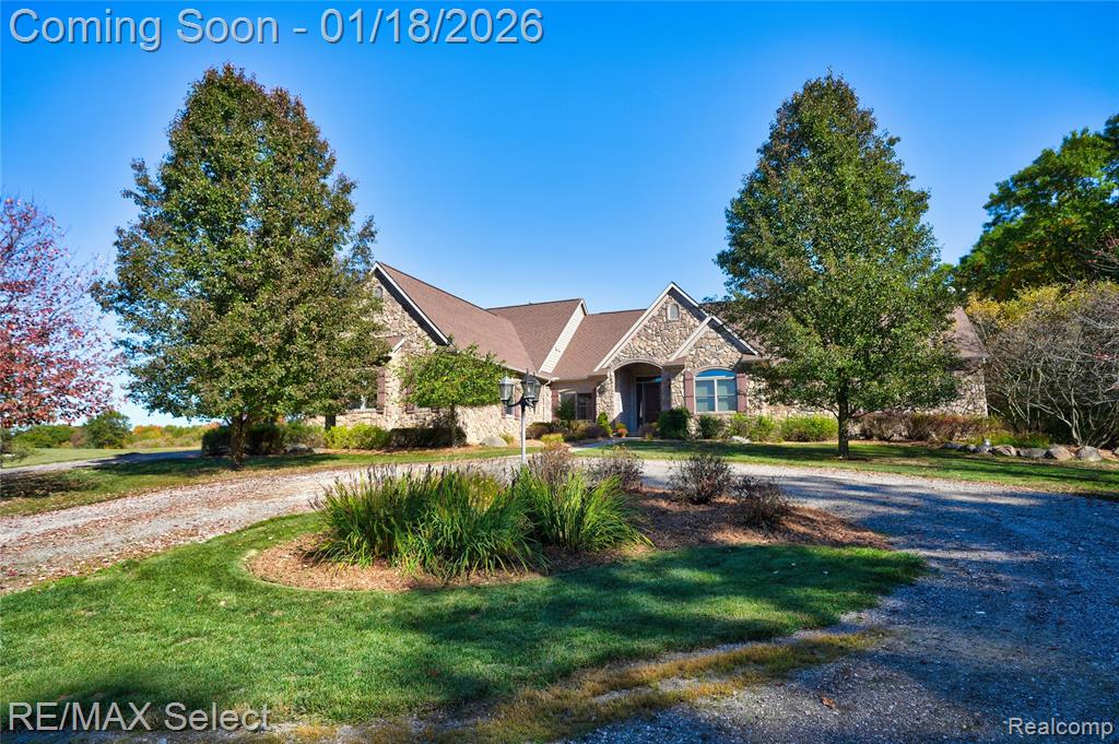 9305 Vassar Road, Grand Blanc, MI 48439 — front exterior