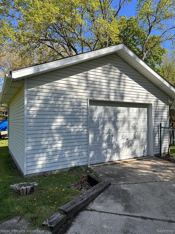 7315 Northdale Drive, Brighton, MI 48116 — Photo 24