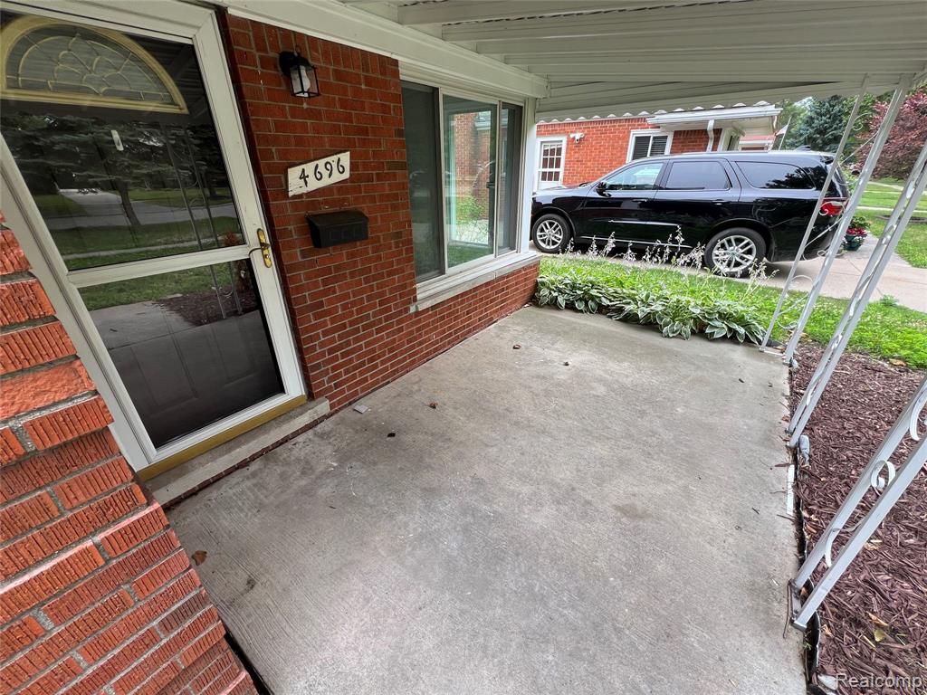 4696 Roosevelt Boulevard, Dearborn Heights, MI, 48125