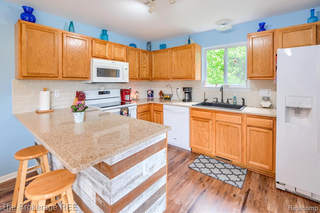4432 N Belsay Road, Flint, MI 48506 — Photo 37
