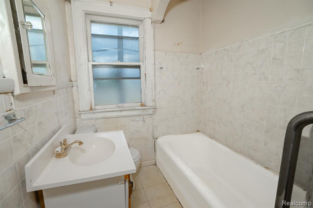 15930 TURNER Street, Detroit, MI 48238 — Photo 36