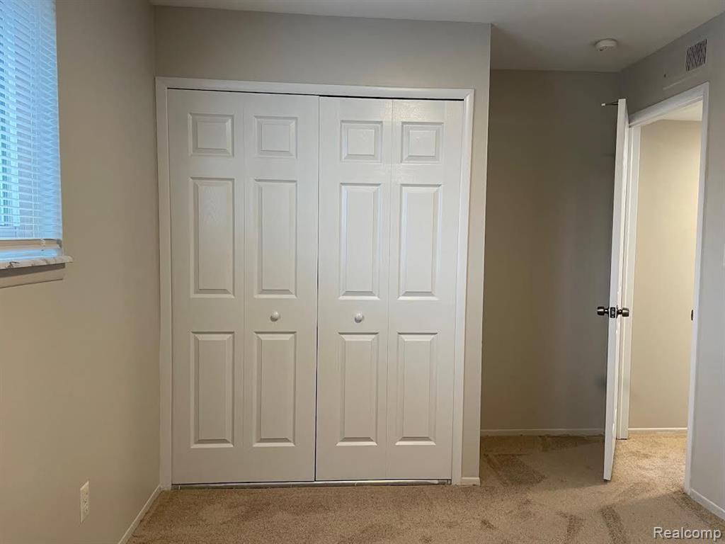 855 E SUMMIT Street, Milford, MI 48381 — Photo 17