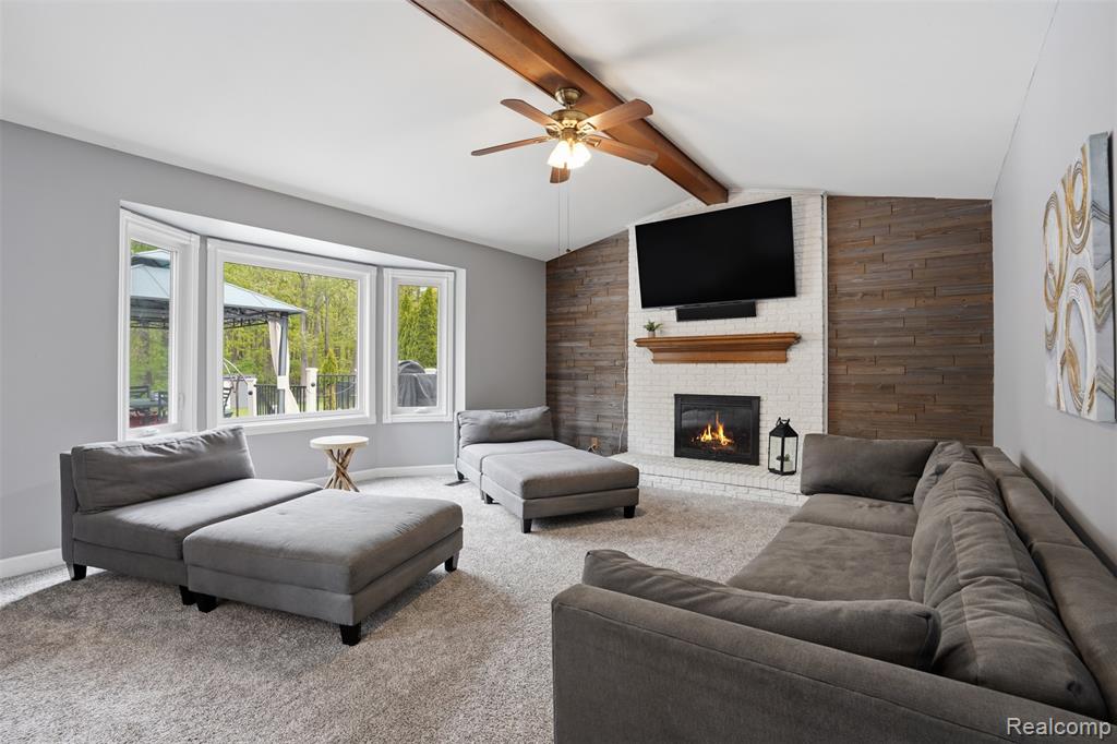 8876 Wintercove Drive, Commerce Twp, MI 48382 — Photo 32