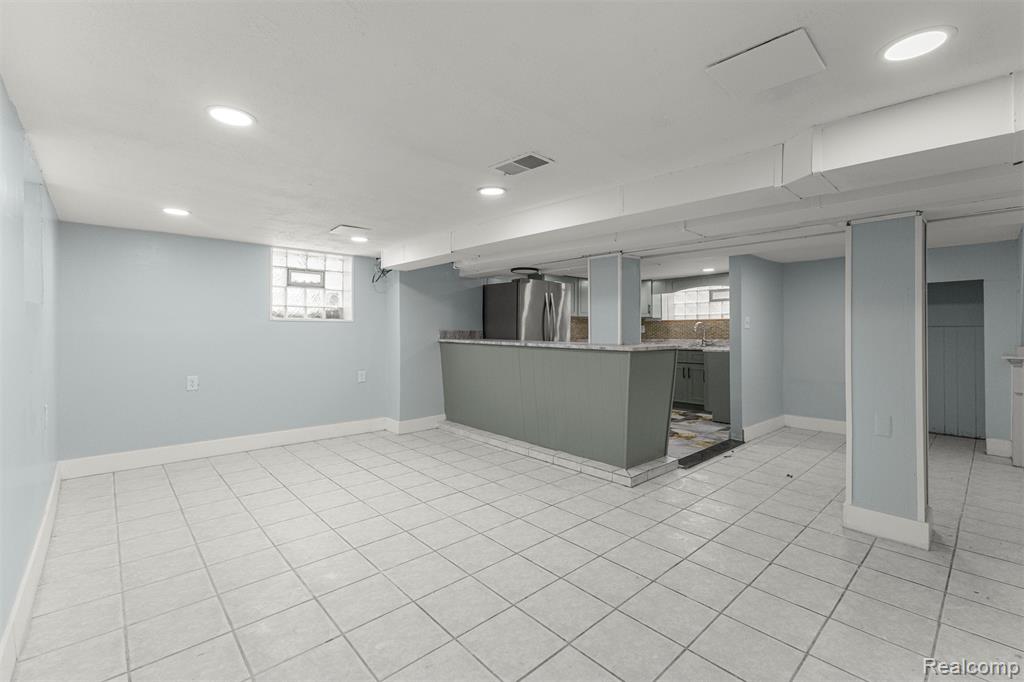 7830 Miller Road, Dearborn, MI 48126 — Photo 36