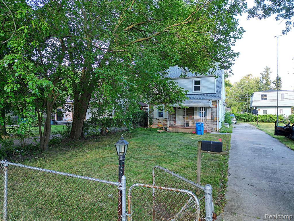 5455 Mayfair Street, Dearborn Heights, MI 48125 — front exterior