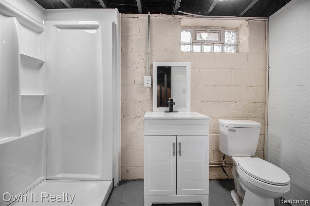 8155 Appoline Street, Detroit, MI 48228 — Photo 24