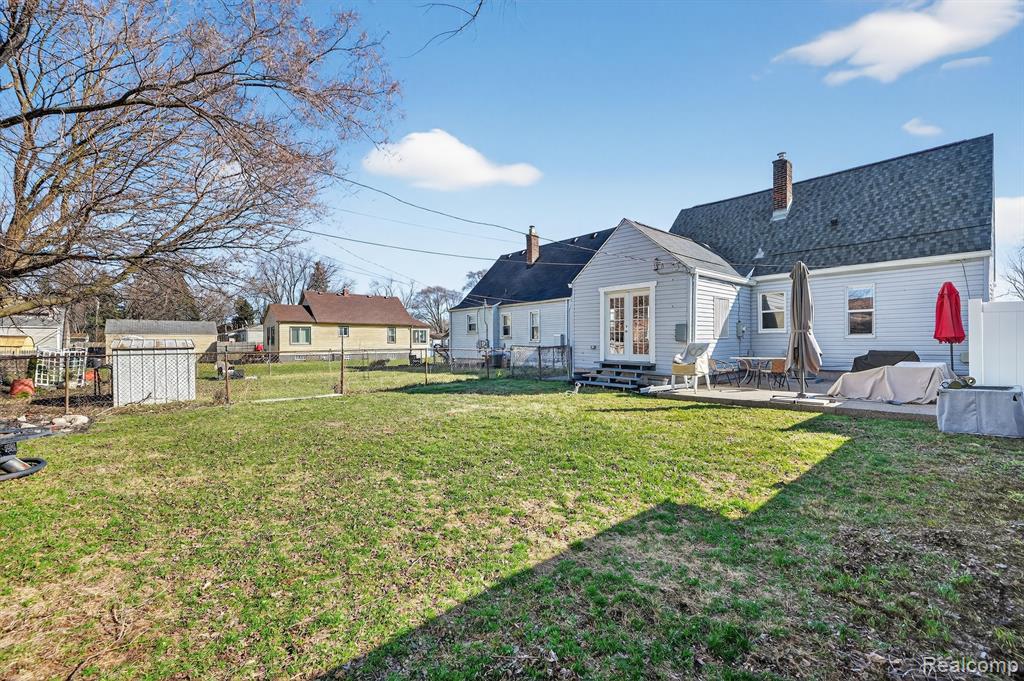 438 W Brockton Avenue, Madison Heights, MI 48071 — Photo 39