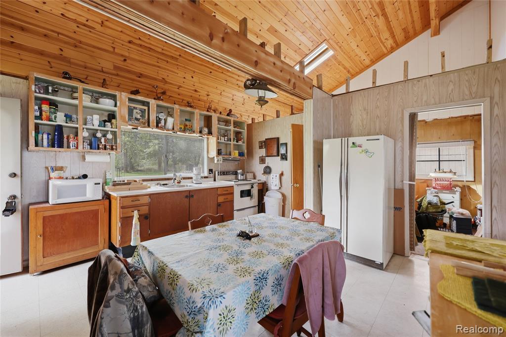 6556 Dickinson Island, Algonac, MI 48001 — Photo 13