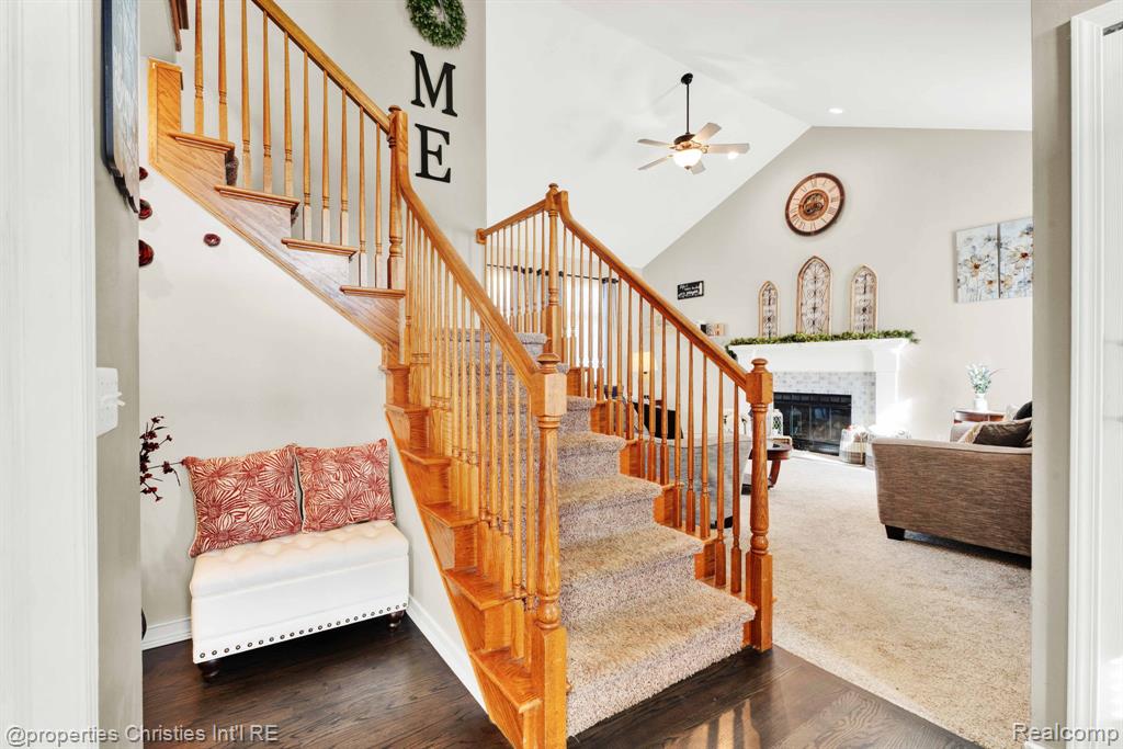 8410 S Shore Drive, Clarkston, MI 48348 — Photo 18
