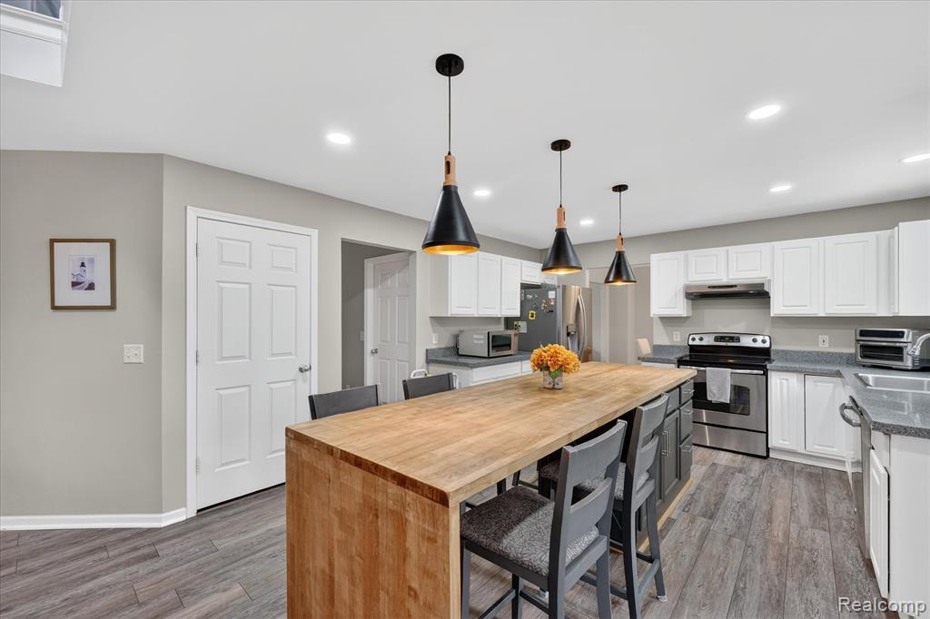 1029 White Trail, Wixom, MI 48393 — Photo 13