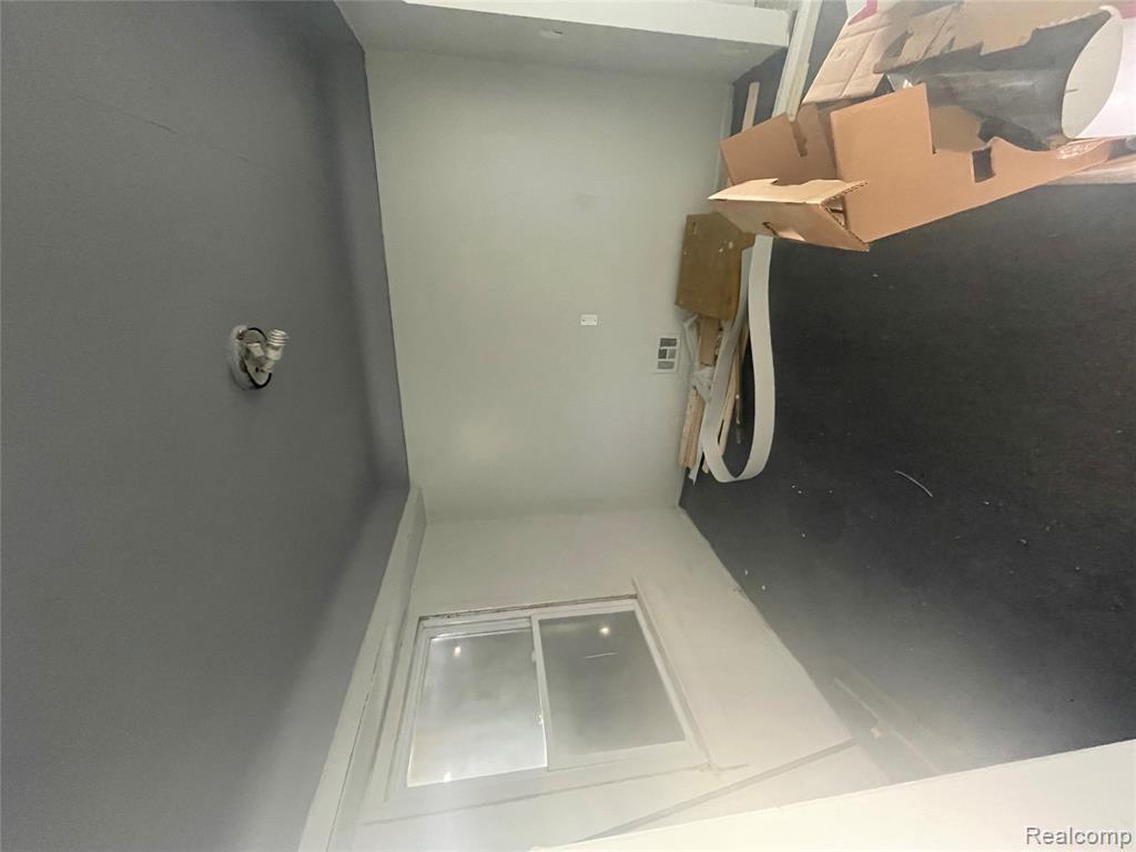 12112 Findlay Street, Detroit, MI, 48205