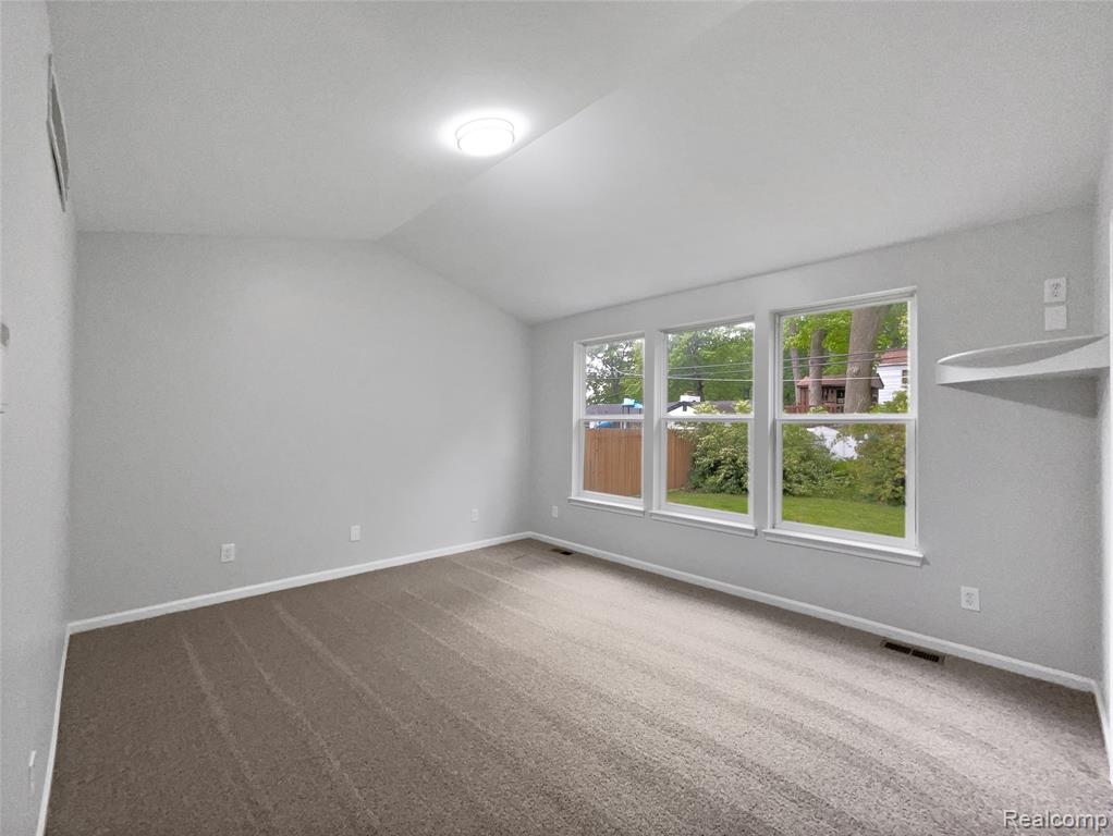 9657 Rockland, Redford, MI 48239 — Photo 5