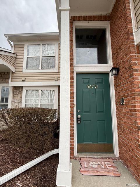 56751 Scotland Boulevard, Shelby Twp, MI 48316 — Photo 2