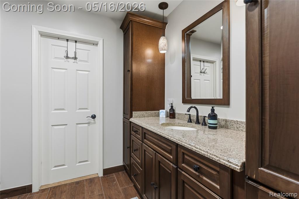 21420 Salisbury Avenue, Grosse Ile, MI 48138 — Photo 19
