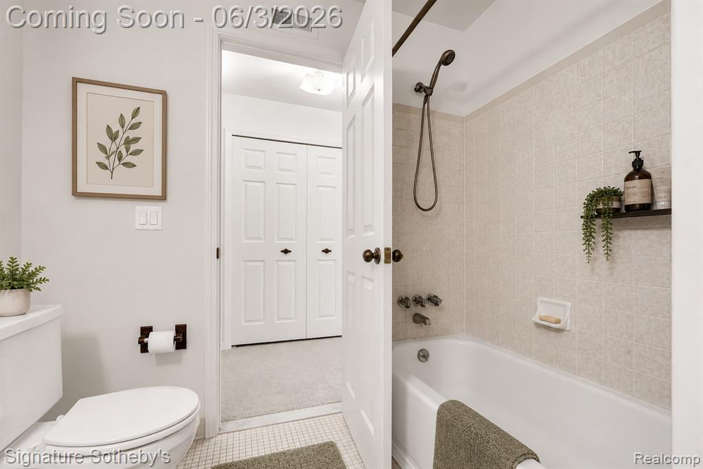 508 Sunset Lane, Saint Clair Shores, MI 48082 — Photo 29