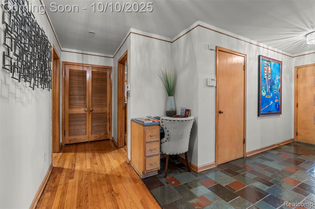 19945 Woodside Street, Harper Woods, MI 48225 — Photo 5