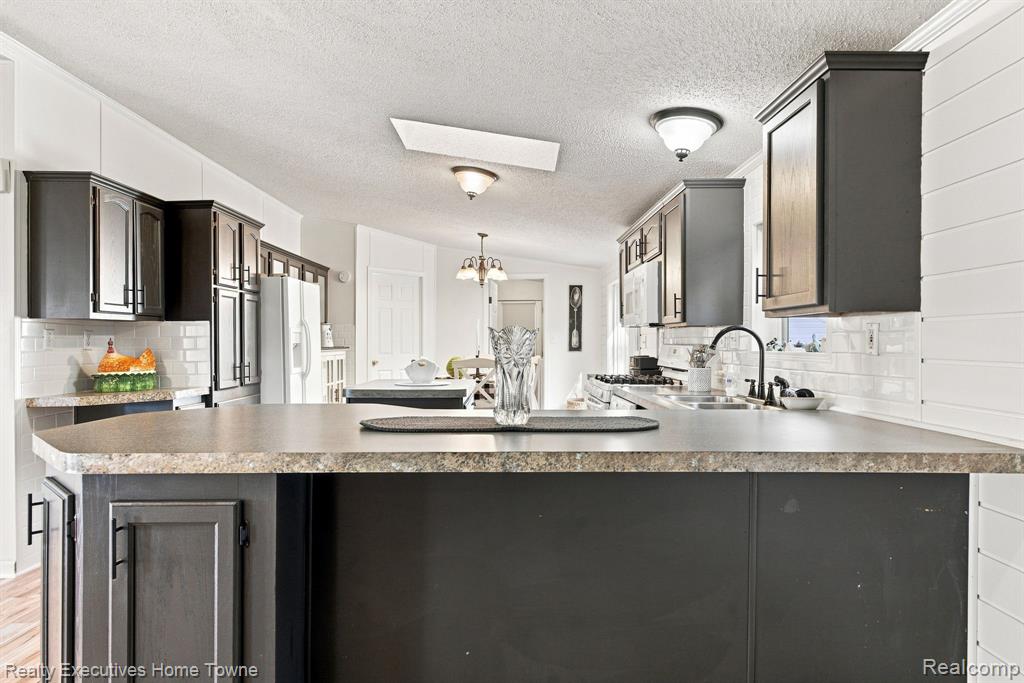 508 Bush Lake Lane, Kimball, MI — Photo 11