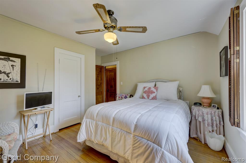 923 W 11 Mile Road, Royal Oak, MI 48067 — Photo 31