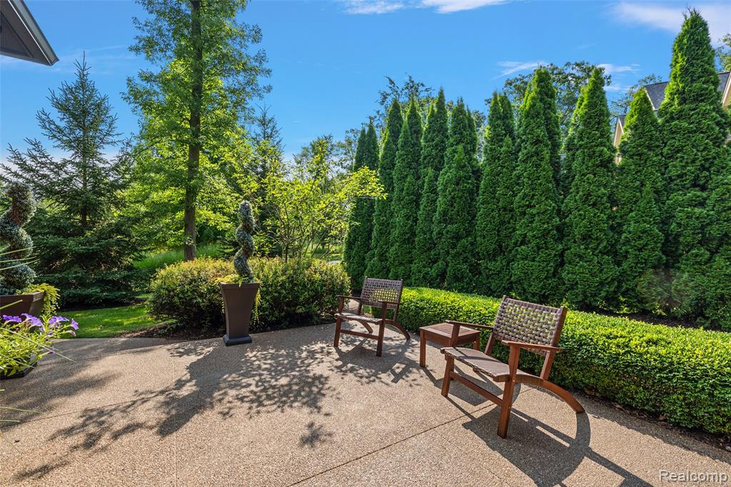 3071 Emeraude Court, Rochester, MI 48306 — Photo 7