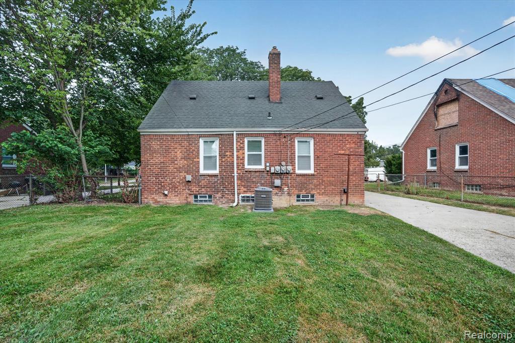 11548 Cardwell Street, Livonia, MI 48150 — Photo 21